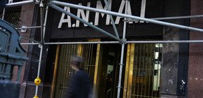 Allanamiento en ANMAT